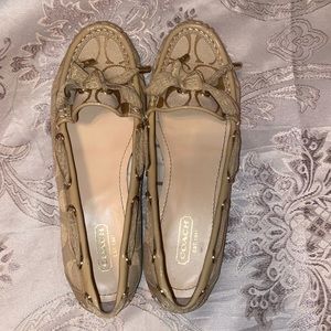 Coach flats